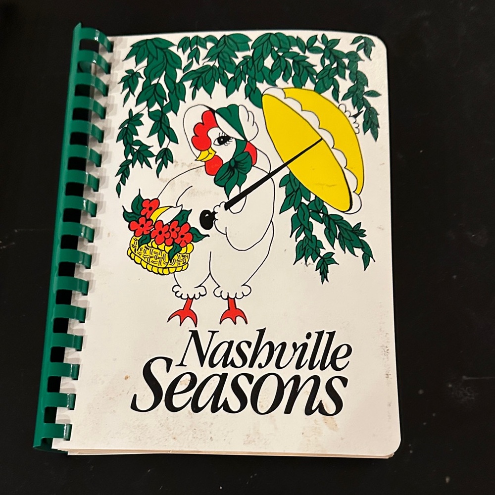 Nashville Seasons Spiral-Bound Cookbook junior League of Nashville
